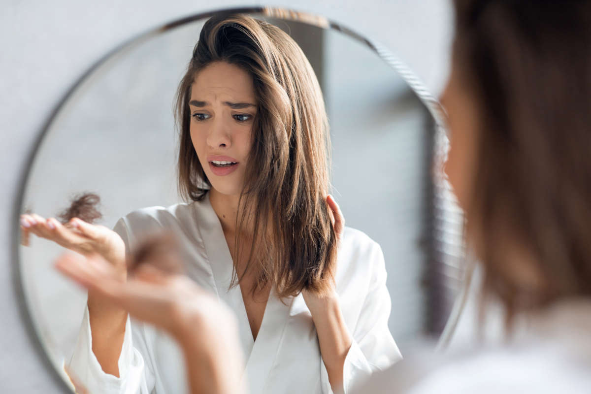 Come combattere la caduta dei capelli: i prodotti più efficaci in farmacia