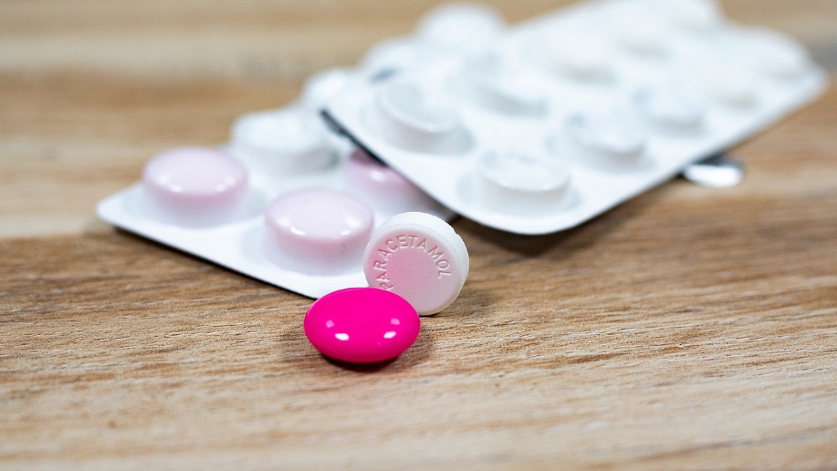 La tua farmacia in casa: i rimedi essenziali da tenere a portata di mano durante la stagione dell'influenza