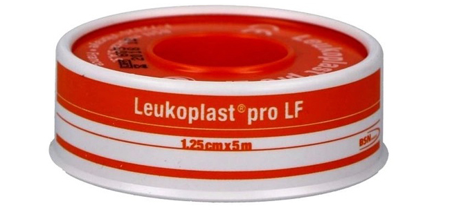 CEROTTO CHIRURGICO MEDICATO IN ROCCHETTO LEUKOPLAST PRO LF CON OSSIDO DI ZINCO 1,25X500 CM - dottorbianchi.it